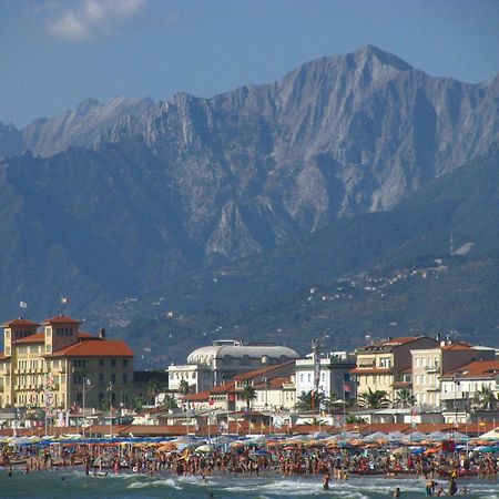 I Levrieri Hotel Torre del Lago Puccini Kültér fotó