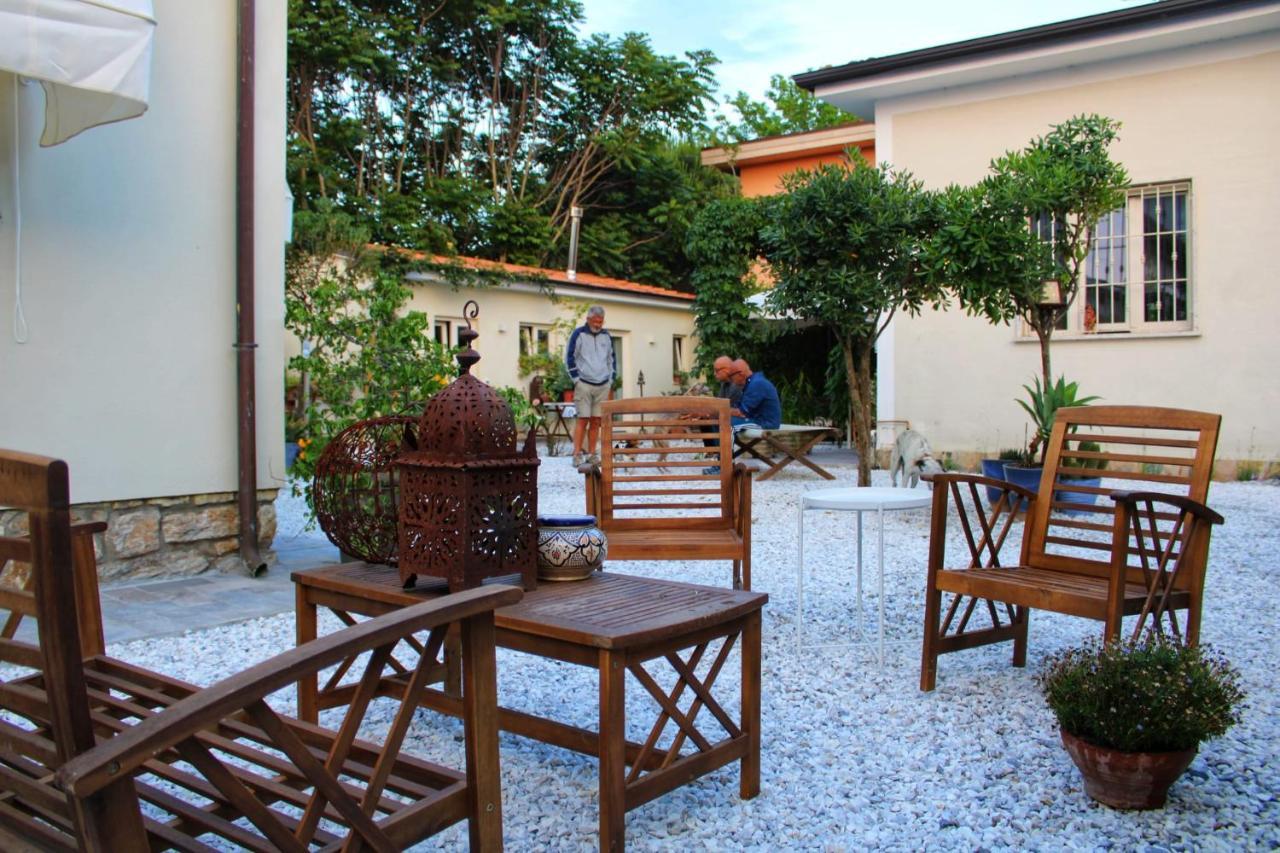 I Levrieri Hotel Torre del Lago Puccini Kültér fotó