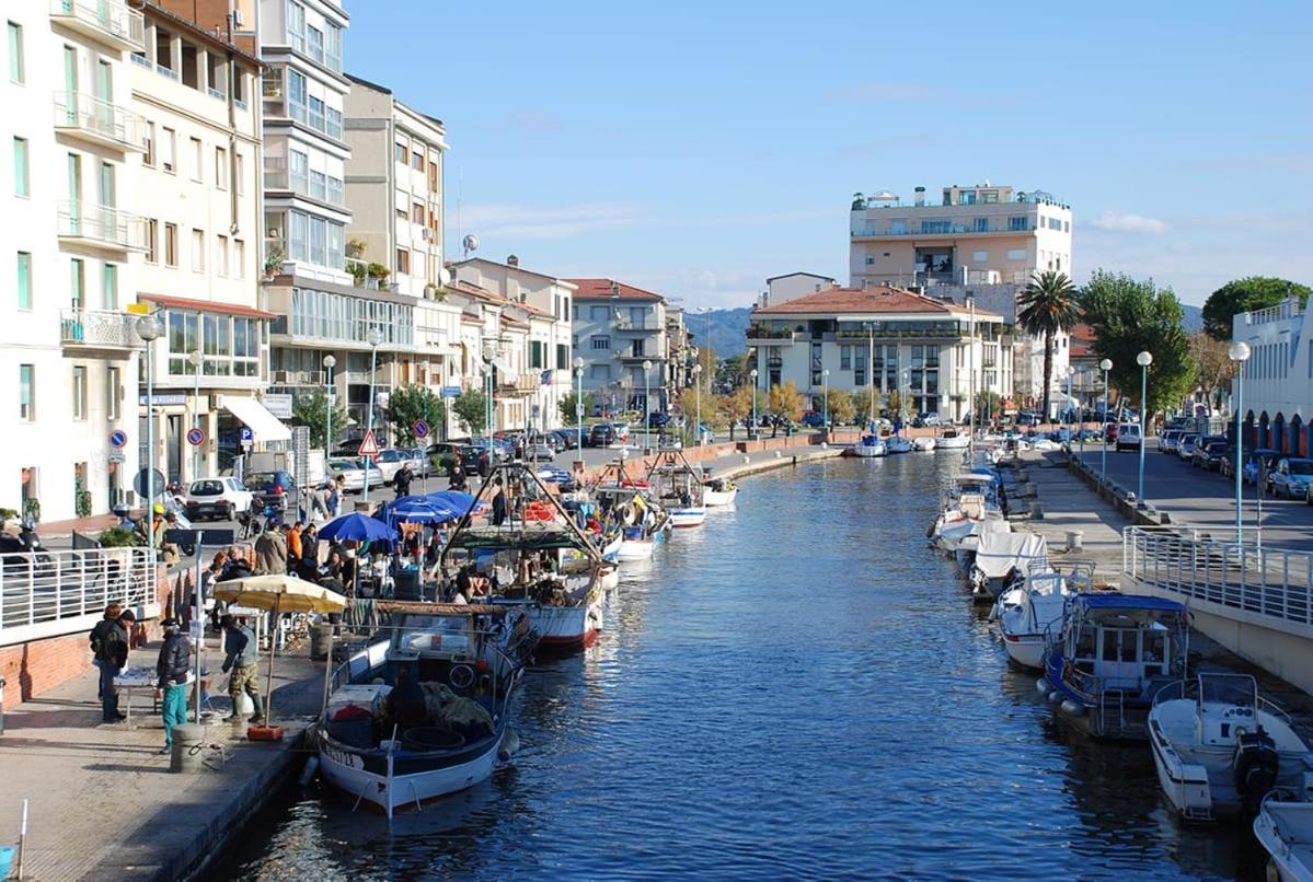 I Levrieri Hotel Torre del Lago Puccini Kültér fotó