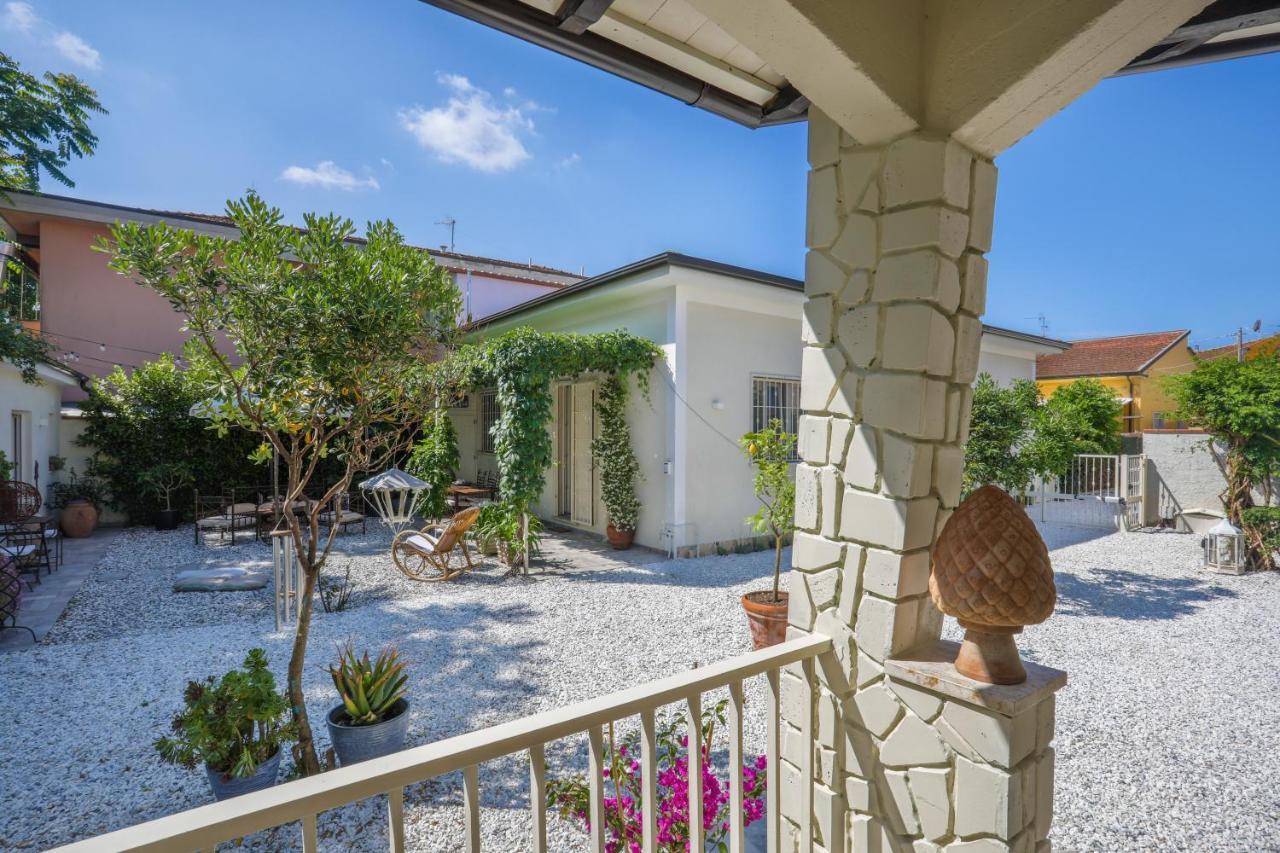 I Levrieri Hotel Torre del Lago Puccini Kültér fotó