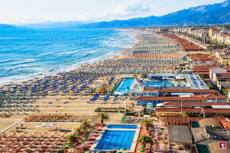 I Levrieri Hotel Torre del Lago Puccini Kültér fotó